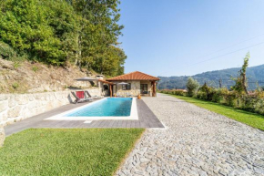 Assento do Cávado by House and People
